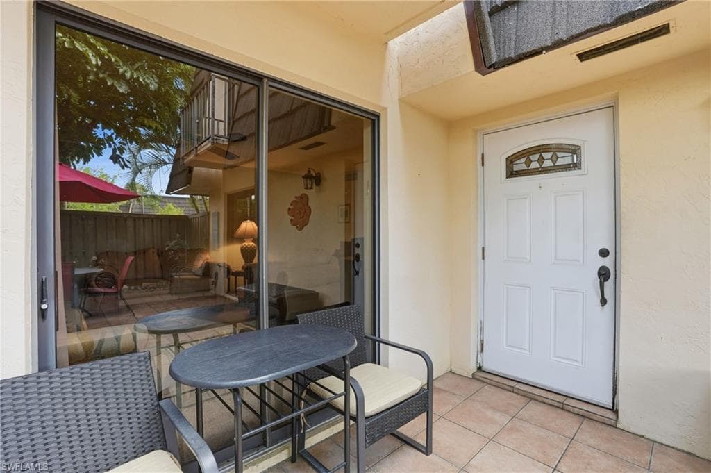 4029 Sandlewood LN # 2, FORT MYERS FL 33907-27