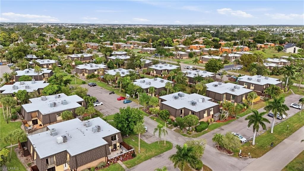 4029 Sandlewood LN # 2, FORT MYERS FL 33907-39