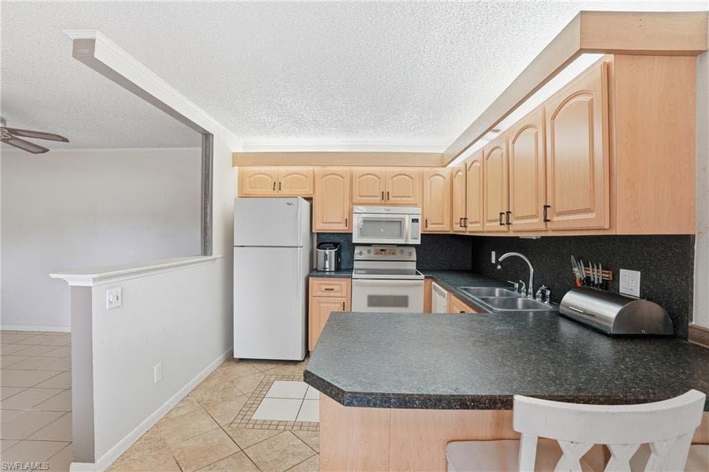 4029 Sandlewood LN # 2, FORT MYERS FL 33907-7