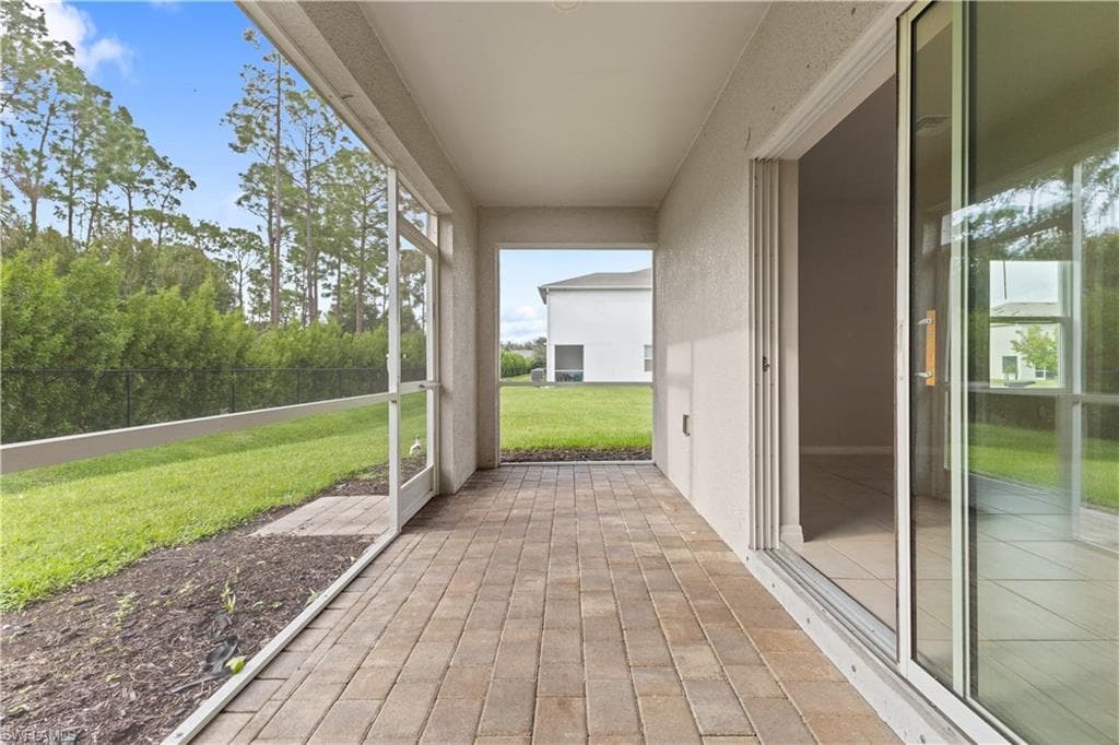 15245 Wildflower CIR, NAPLES FL 34119-26