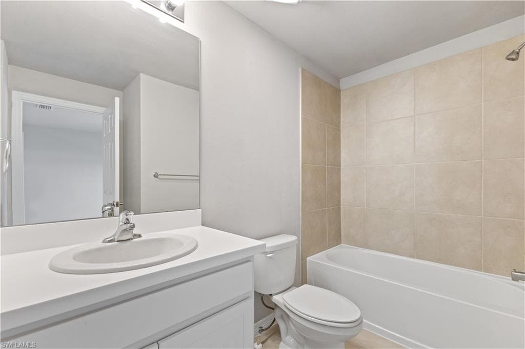 15245 Wildflower CIR, NAPLES FL 34119-21