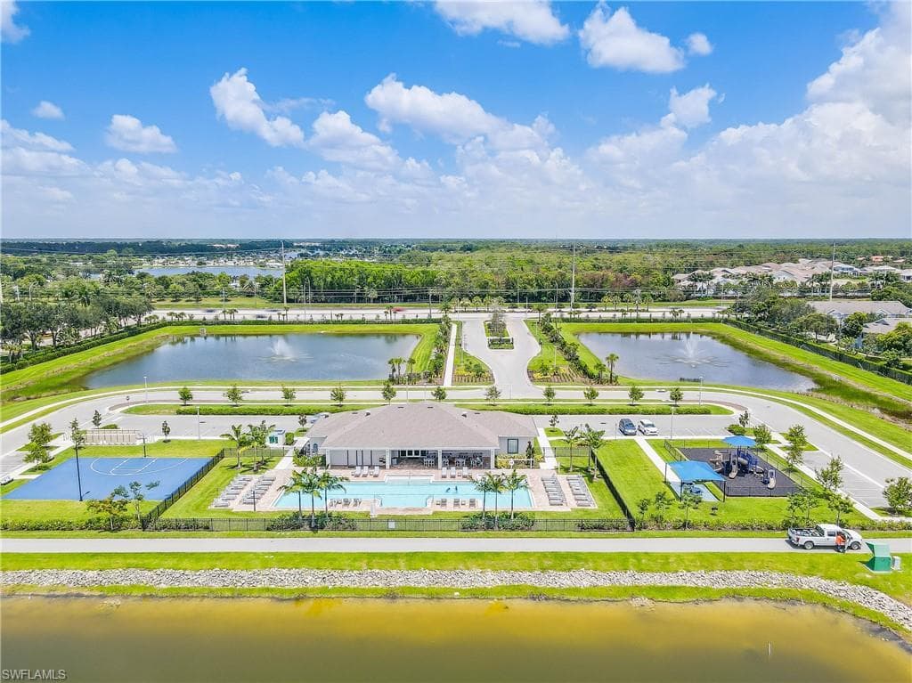 15245 Wildflower CIR, NAPLES FL 34119-27