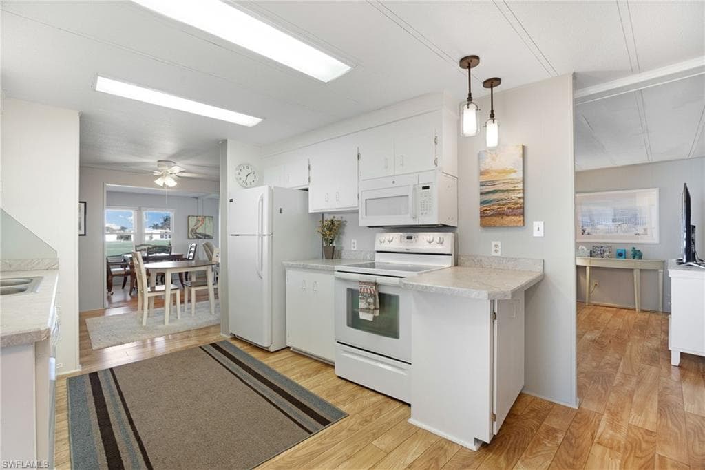 275 Boros DR, NORTH FORT MYERS FL 33903-6