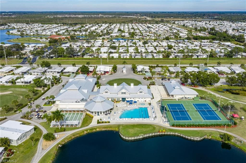 275 Boros DR, NORTH FORT MYERS FL 33903-38