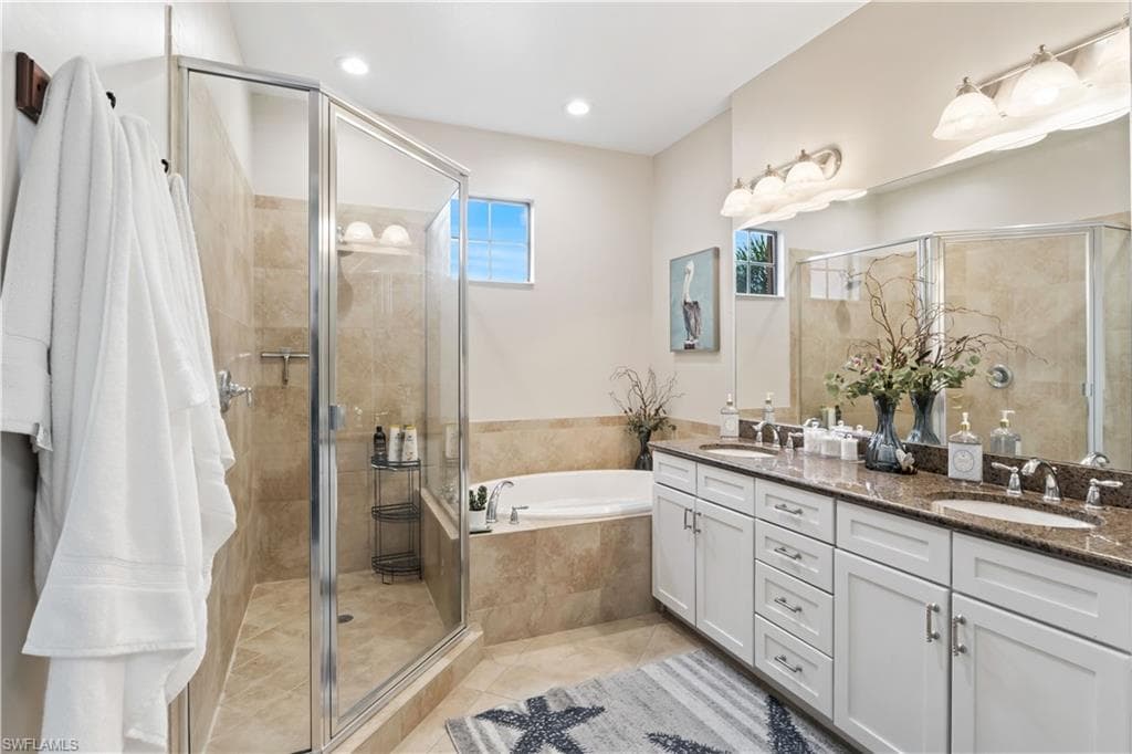 11908 Izarra WAY 7005-16
