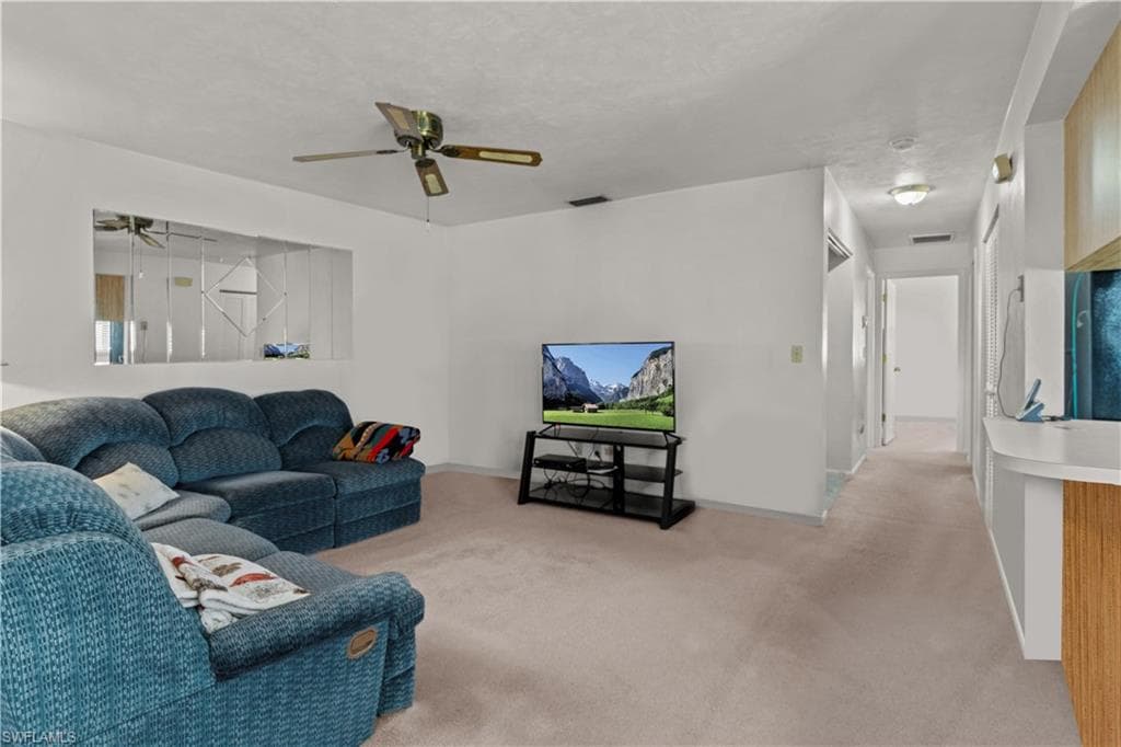 1113 Cape Coral PKWY W # 103, CAPE CORAL FL 33914-6