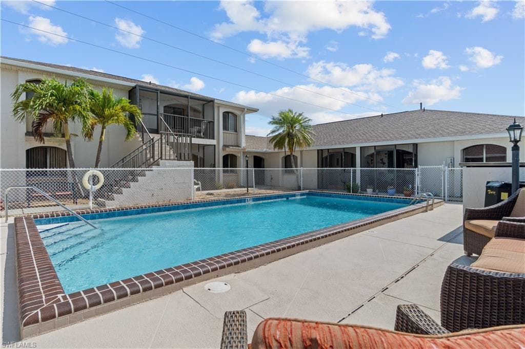 1113 Cape Coral PKWY W # 103, CAPE CORAL FL 33914-23