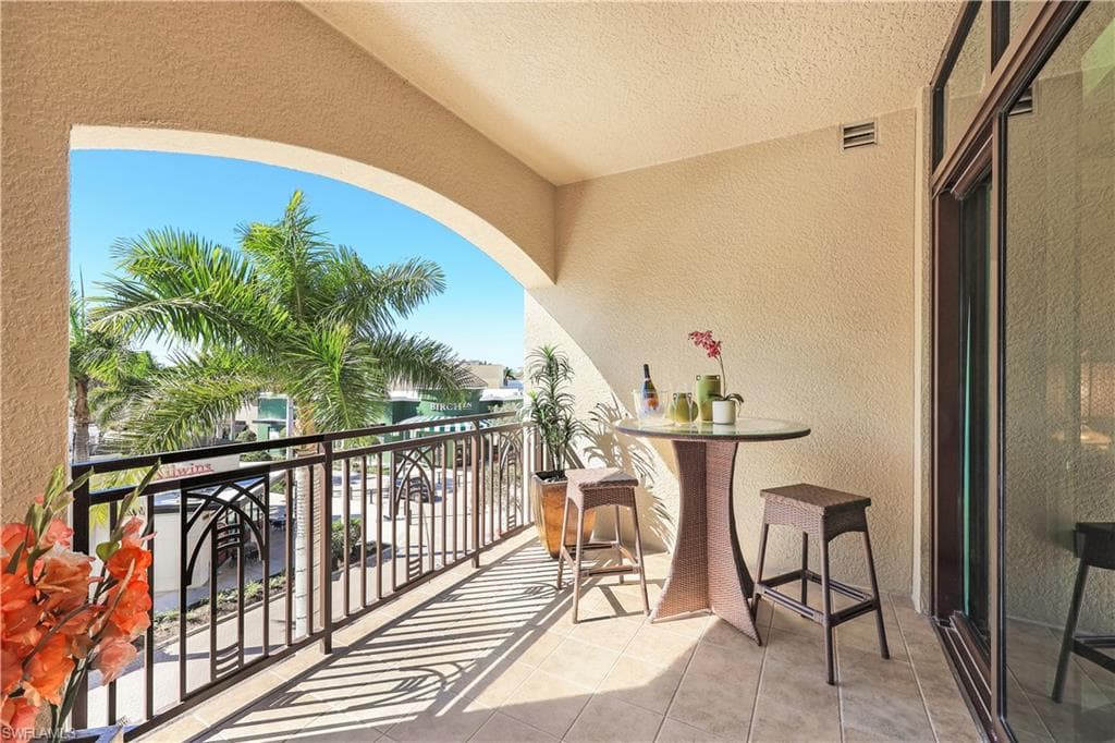 9115 Strada PL # 5314, NAPLES FL 34108-10