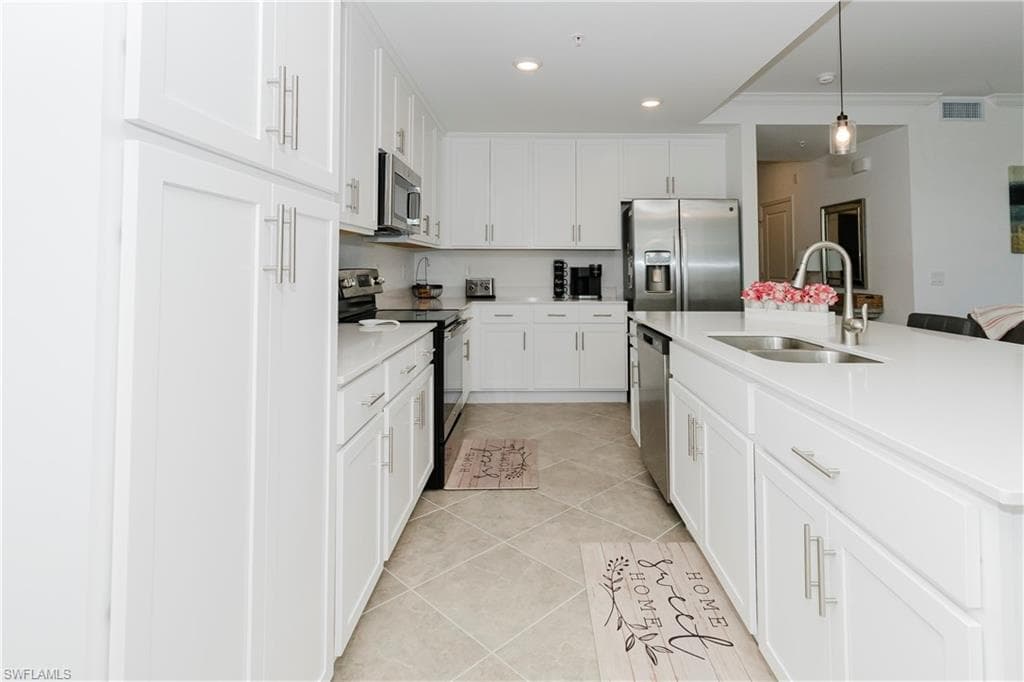 6034 National BLVD # 533, AVE MARIA FL 34142-4