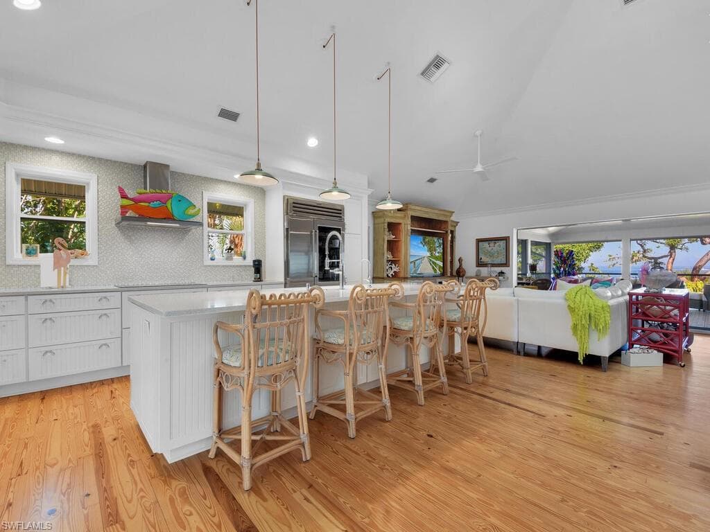 8315 Main ST-16