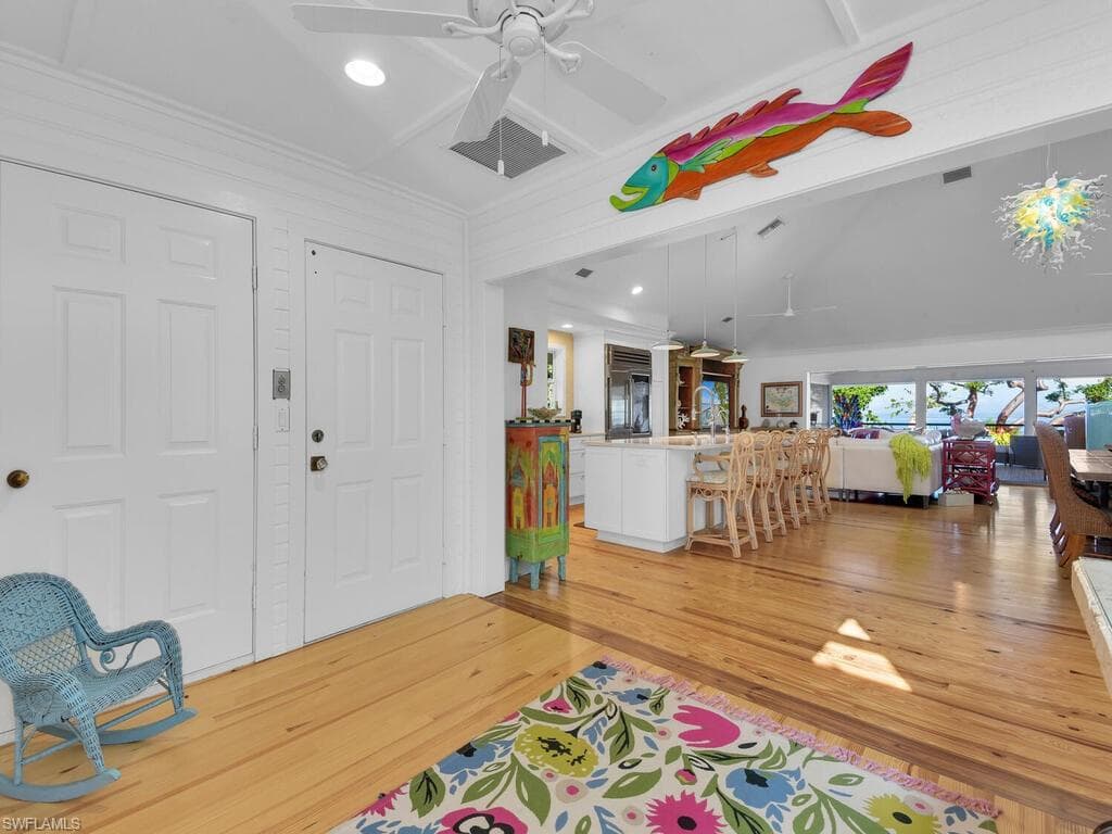 8315 Main ST-15