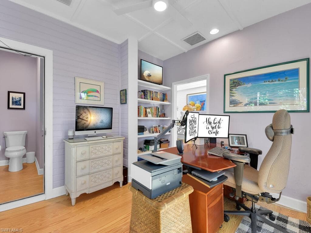 8315 Main ST-31