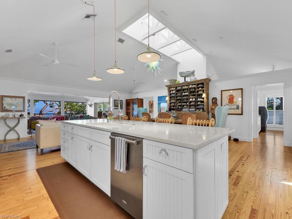 8315 Main ST-18