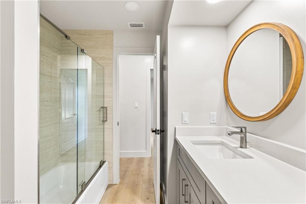 1911 Princess CT, NAPLES FL 34110-26