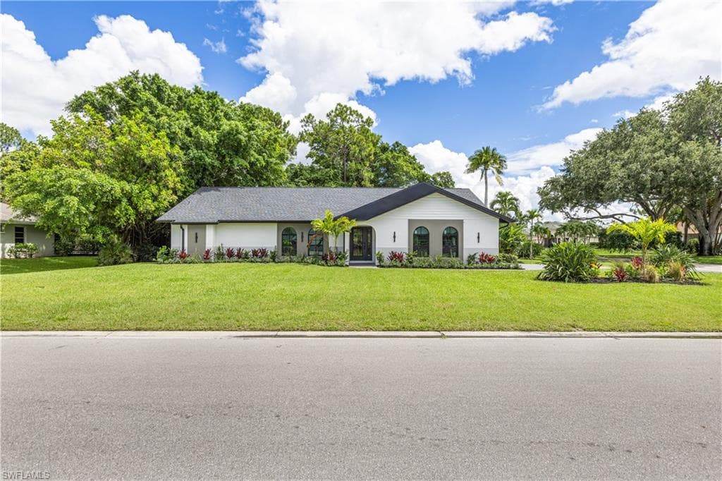 1911 Princess CT, NAPLES FL 34110-24