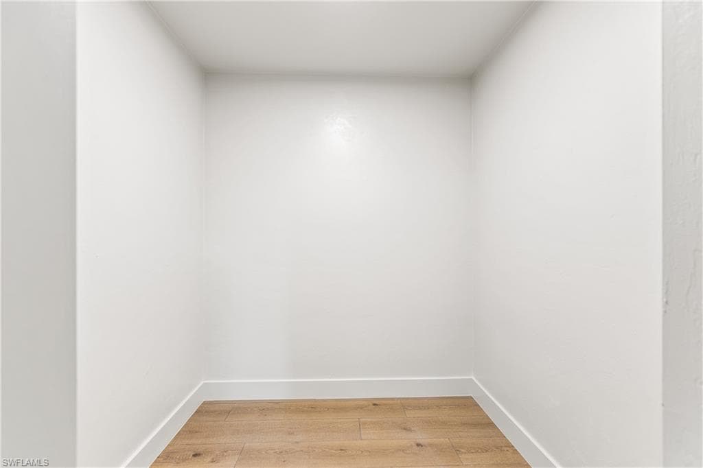 1911 Princess CT, NAPLES FL 34110-20