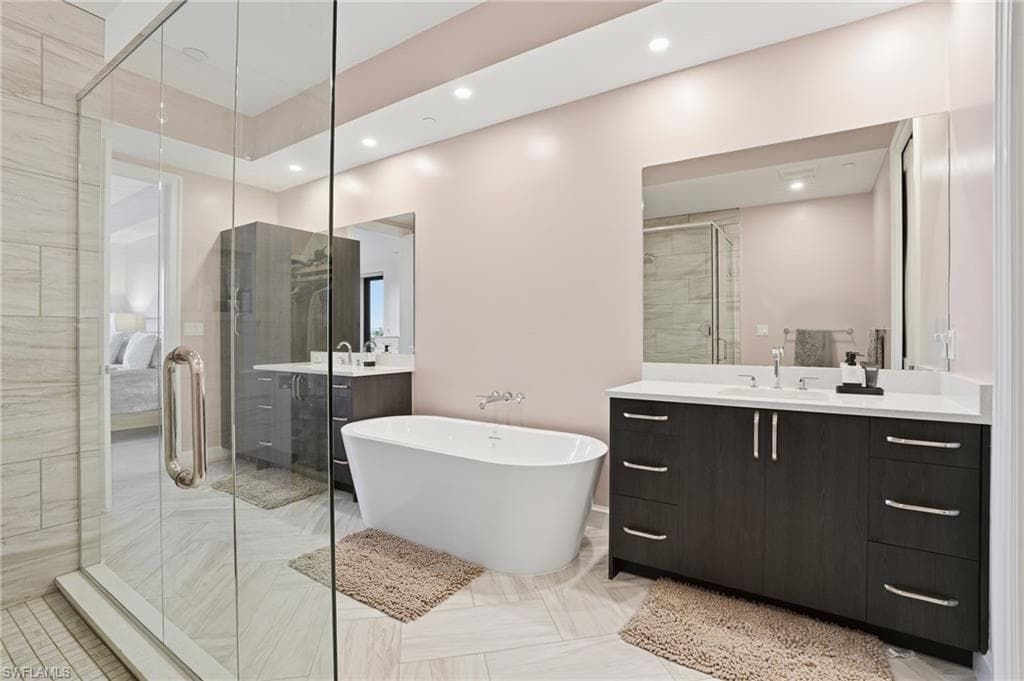 1125 Central AVE 469-24