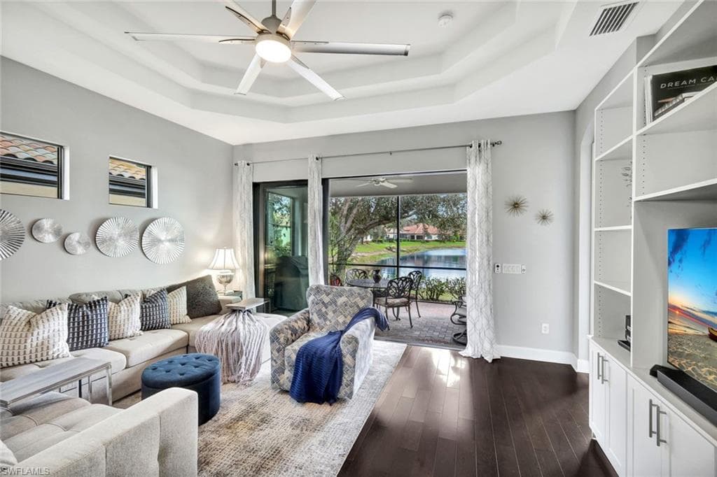 9492 Isla Bella CIR, BONITA SPRINGS FL 34135-5