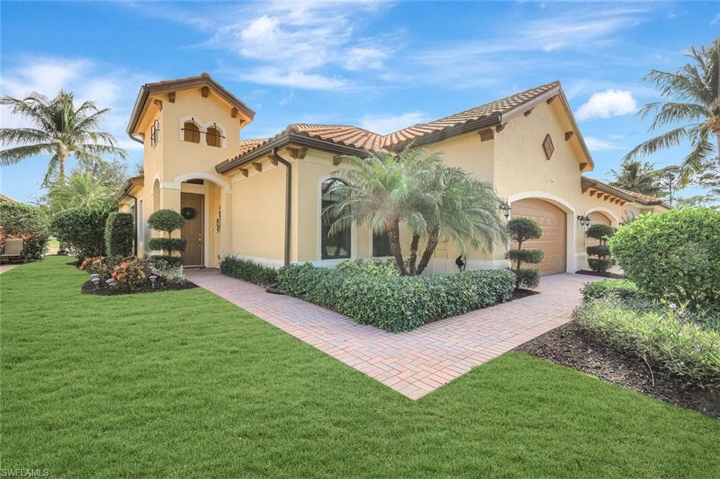 9492 Isla Bella CIR, BONITA SPRINGS FL 34135-23