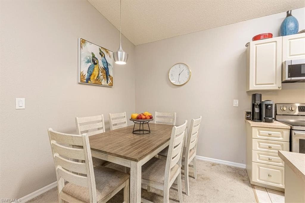 2202 ARBOUR WALK CIR # 2124, NAPLES FL 34109-8