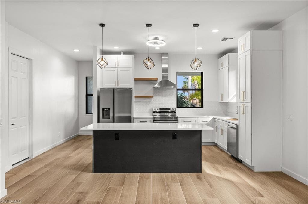 1916 Jefferson AVE, FORT MYERS FL 33901-1