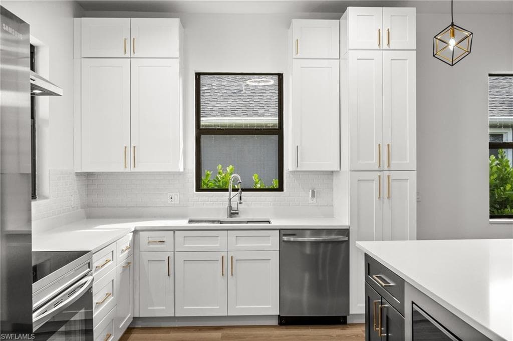 1916 Jefferson AVE, FORT MYERS FL 33901-3