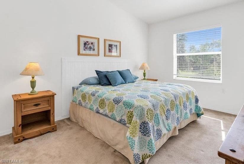 3445 Grand Cypress DR # 202, NAPLES FL 34119-17