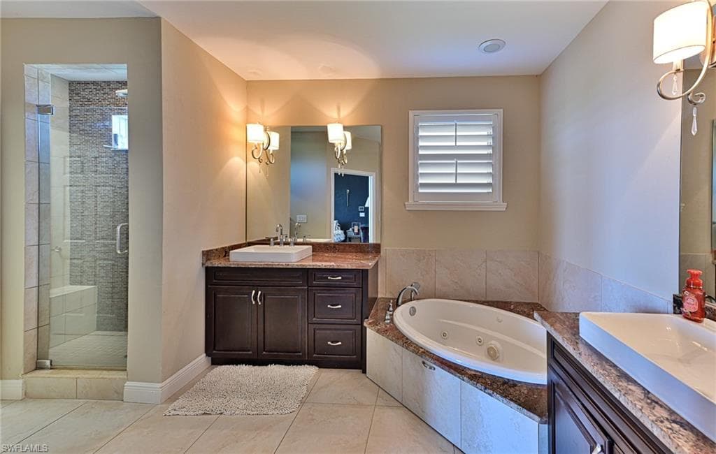 4741 Spring Creek DR, BONITA SPRINGS FL 34134-16