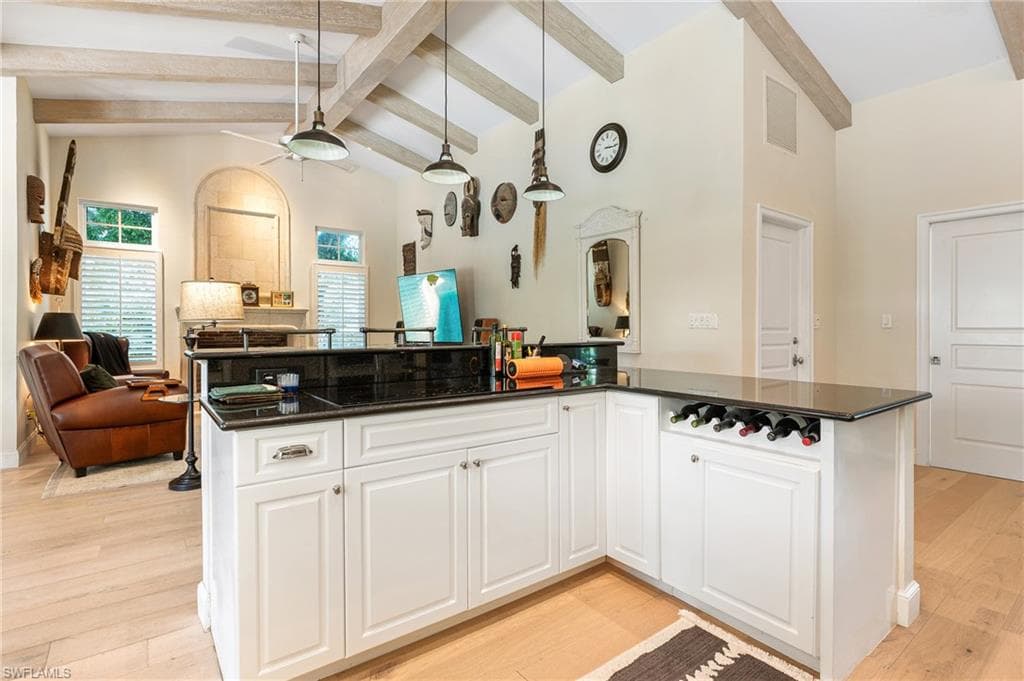 5042 Seahorse AVE, NAPLES FL 34103-42