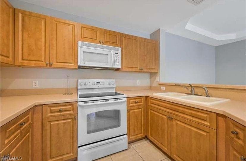 3948 Pomodoro CIR # 304, CAPE CORAL FL 33909-17