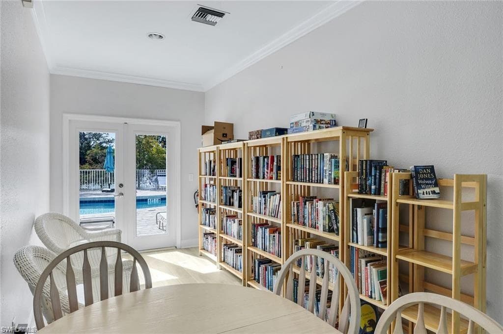 2110 Cay Lagoon DR # 113, NAPLES FL 34109-42