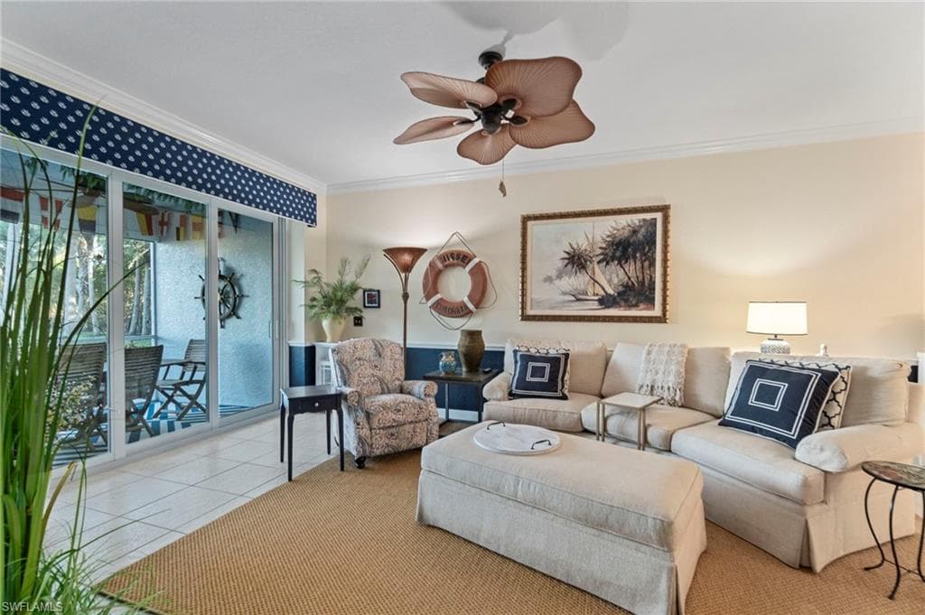2110 Cay Lagoon DR # 113, NAPLES FL 34109-4