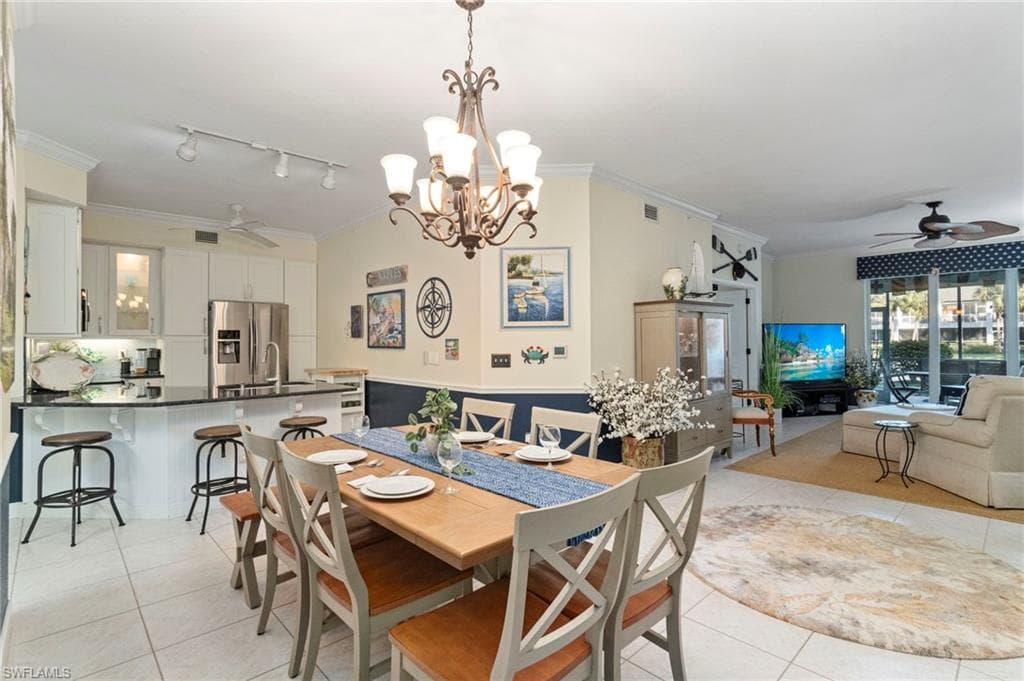 2110 Cay Lagoon DR # 113, NAPLES FL 34109-10