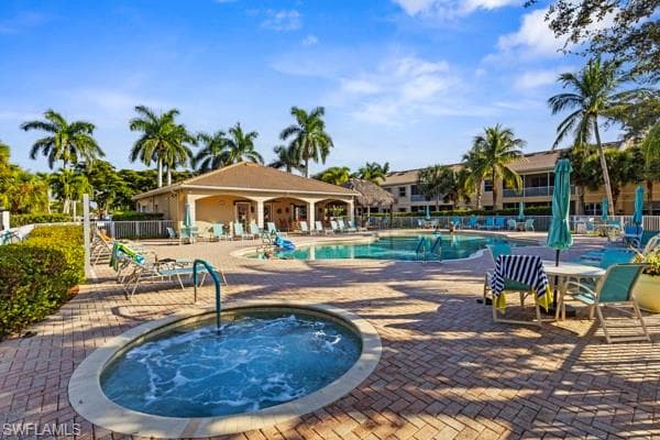 6021 Jonathans Bay CIR # 101, FORT MYERS FL 33908-21