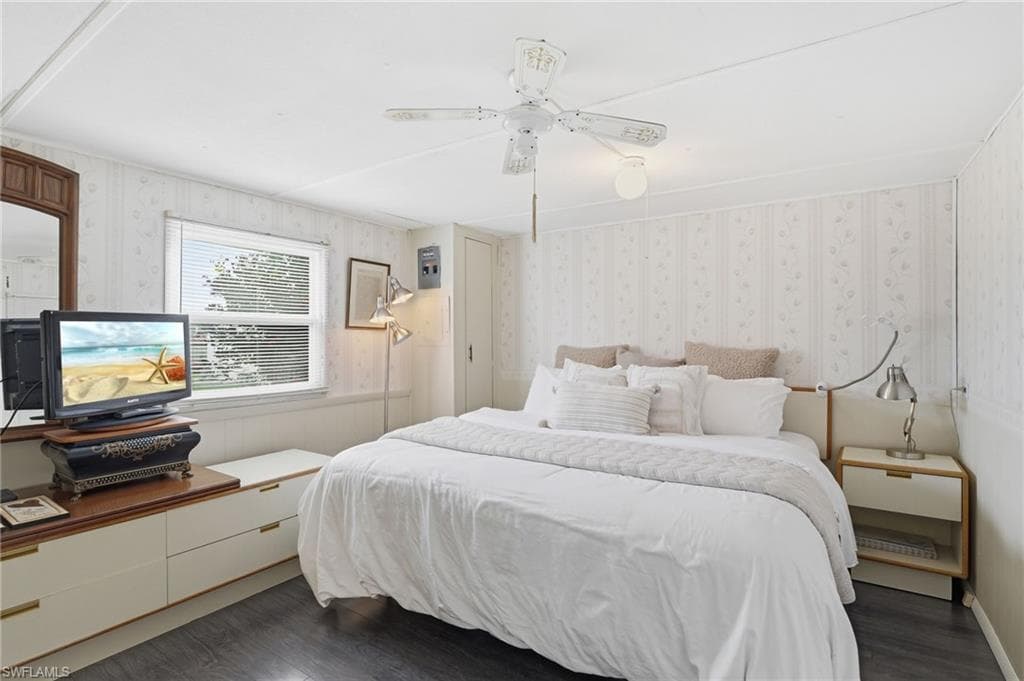 24 Cheyenne TRL # 167, NAPLES FL 34113-15