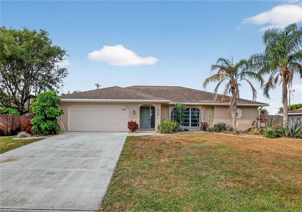 3902 SE 2nd PL, CAPE CORAL FL 33904-1