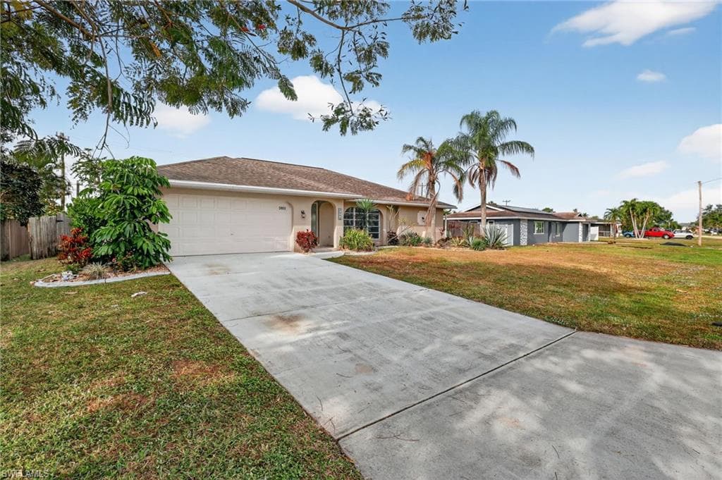 3902 SE 2nd PL, CAPE CORAL FL 33904-35