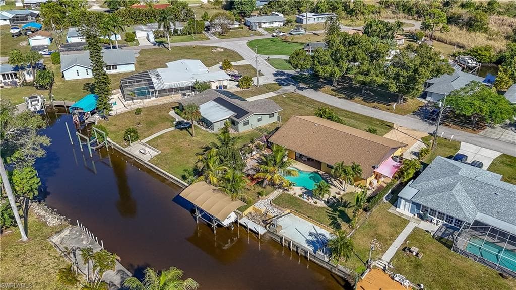 1383 Harbor View DR, NORTH FORT MYERS FL 33917-41
