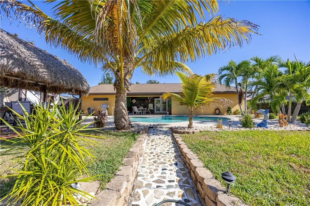 1383 Harbor View DR, NORTH FORT MYERS FL 33917-35