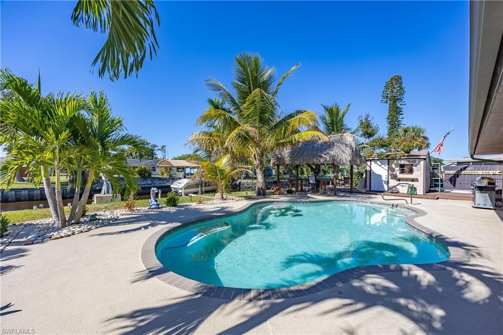 1383 Harbor View DR, NORTH FORT MYERS FL 33917-29