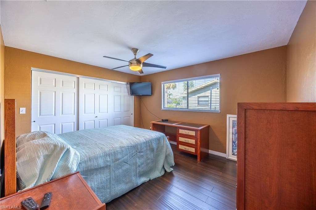 1383 Harbor View DR, NORTH FORT MYERS FL 33917-13