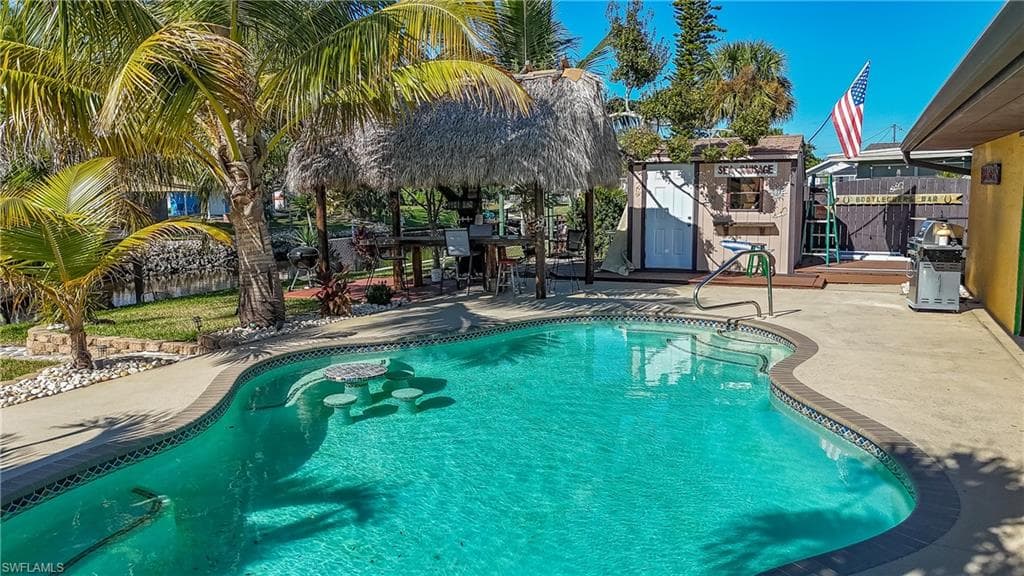1383 Harbor View DR, NORTH FORT MYERS FL 33917-30