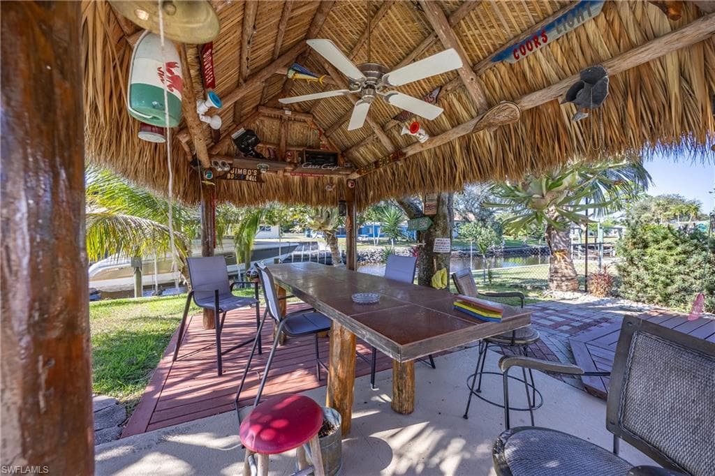 1383 Harbor View DR, NORTH FORT MYERS FL 33917-24