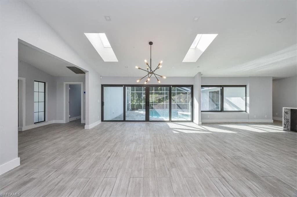 6161 Waxmyrtle WAY, NAPLES FL 34109-6