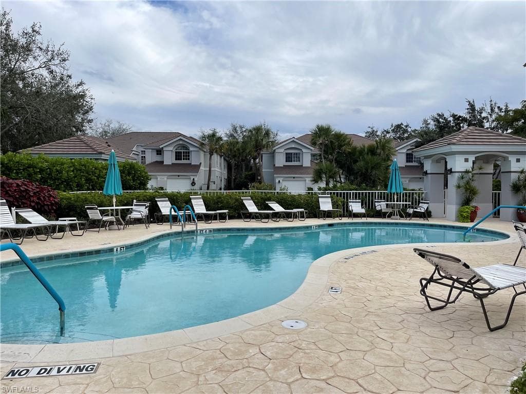 25232 Pelican Creek CIR # 202, BONITA SPRINGS FL 34134-27
