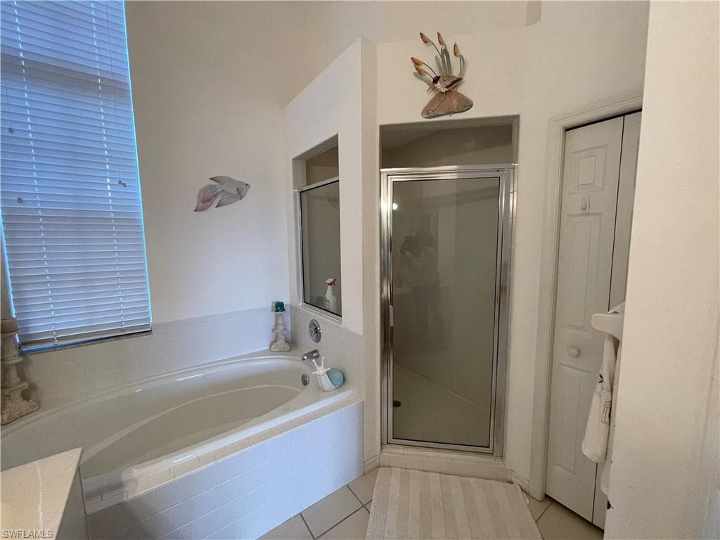 25232 Pelican Creek CIR # 202, BONITA SPRINGS FL 34134-17