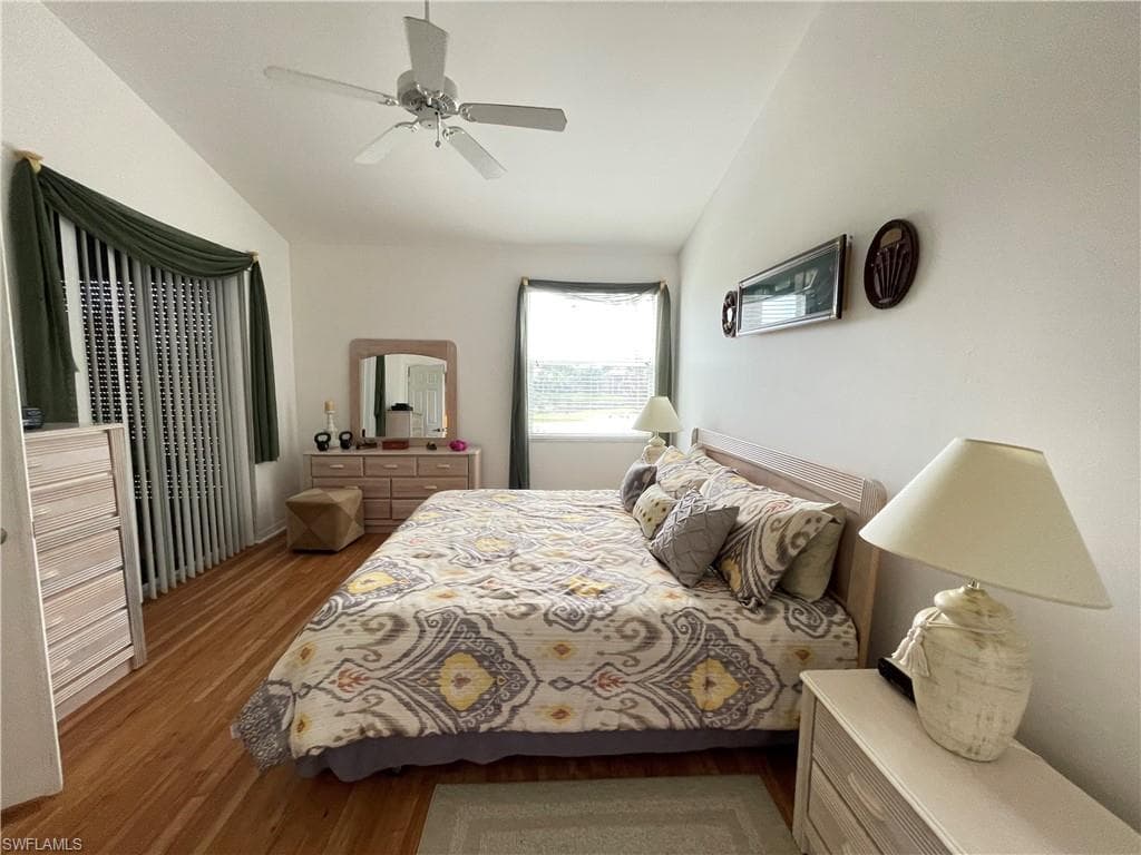 25232 Pelican Creek CIR # 202, BONITA SPRINGS FL 34134-14