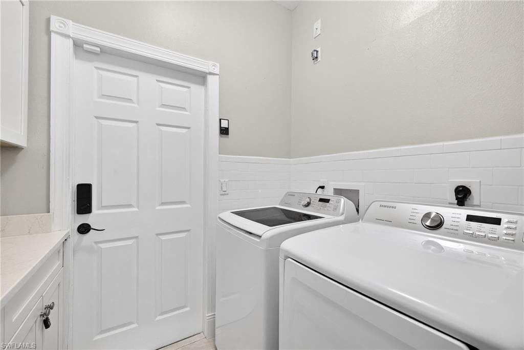 2800 NW 15th ST, CAPE CORAL FL 33993-39