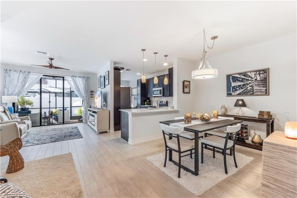 15851 Portofino Springs BLVD # 104, FORT MYERS FL 33908-2