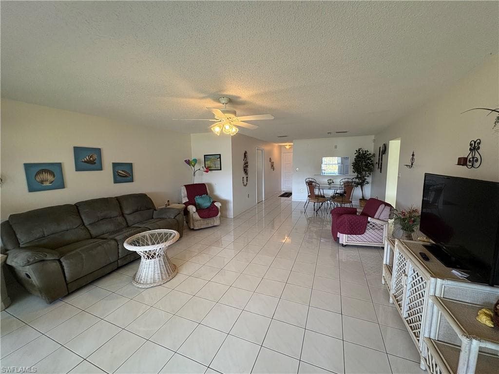 1830 Brantley RD # J1, FORT MYERS FL 33907-16